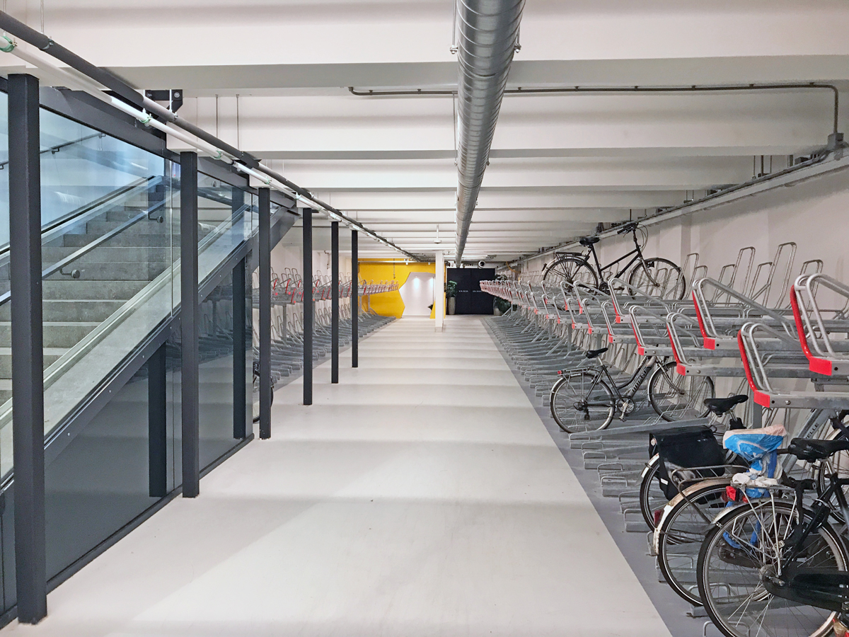 Stalling Nes Amsterdam